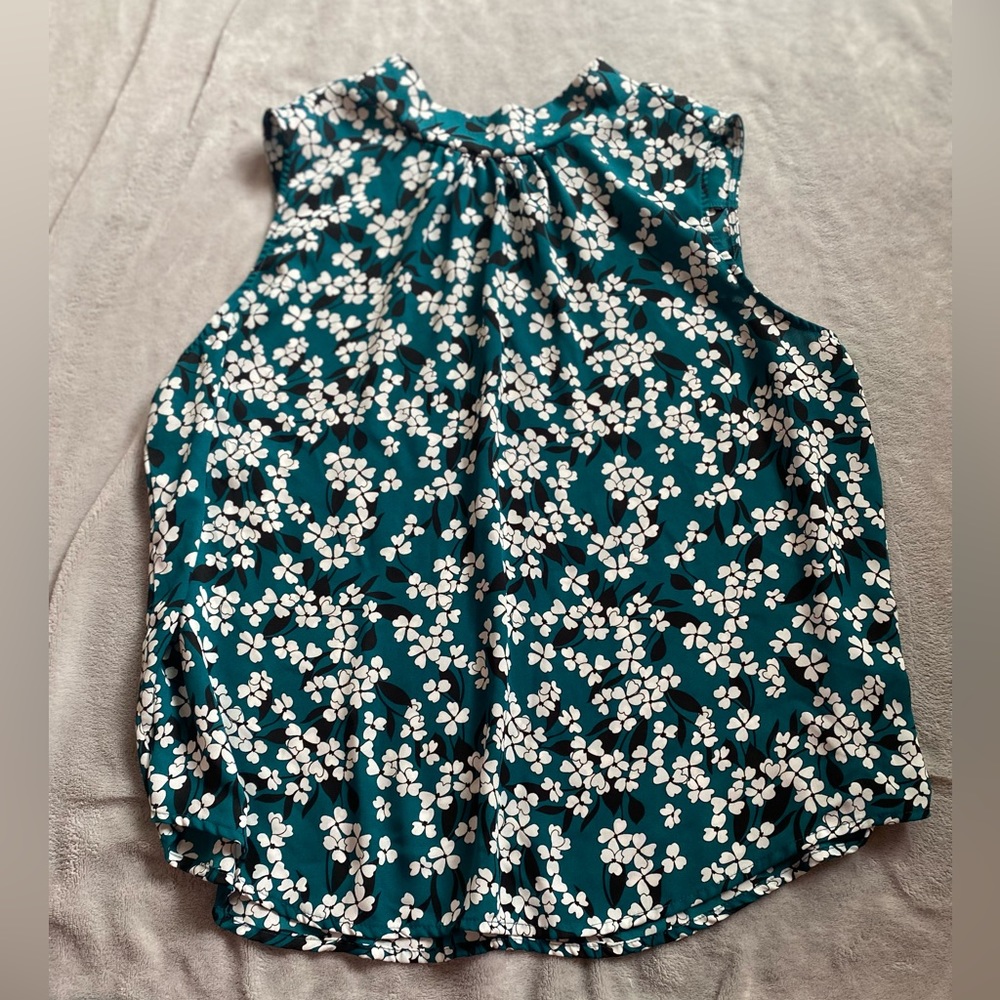Who What Wear Floral Blouse